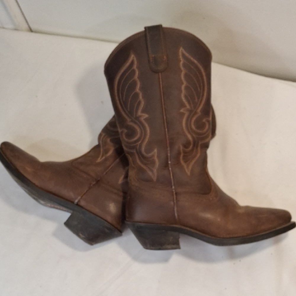 Shyanne Donna Womens Brown Leather Cowboy Heeled Boots. Lightly Worn.